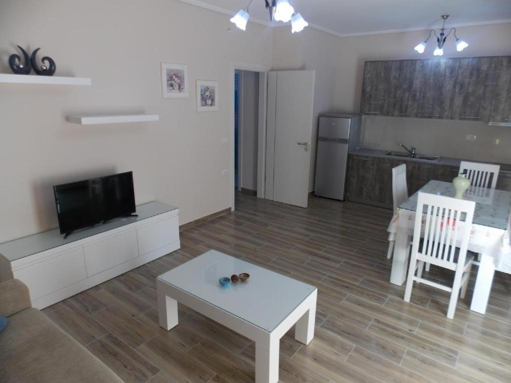 Coastline Apartments ซารานเดอ ภายนอก รูปภาพ