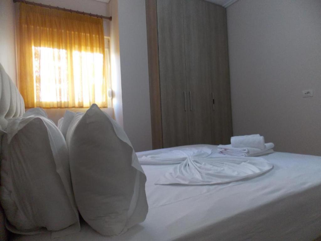 Coastline Apartments ซารานเดอ ภายนอก รูปภาพ