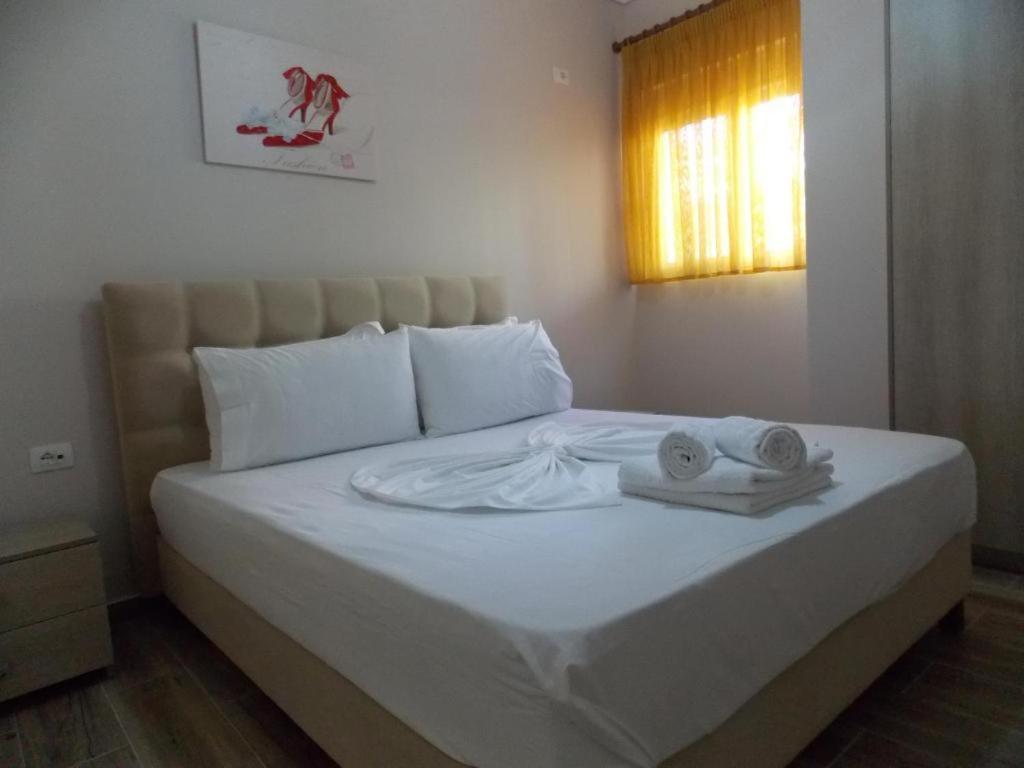 Coastline Apartments ซารานเดอ ภายนอก รูปภาพ